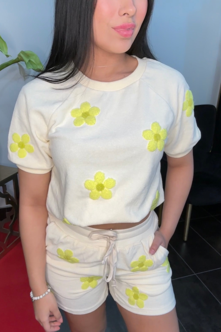 Daisy Days Shorts